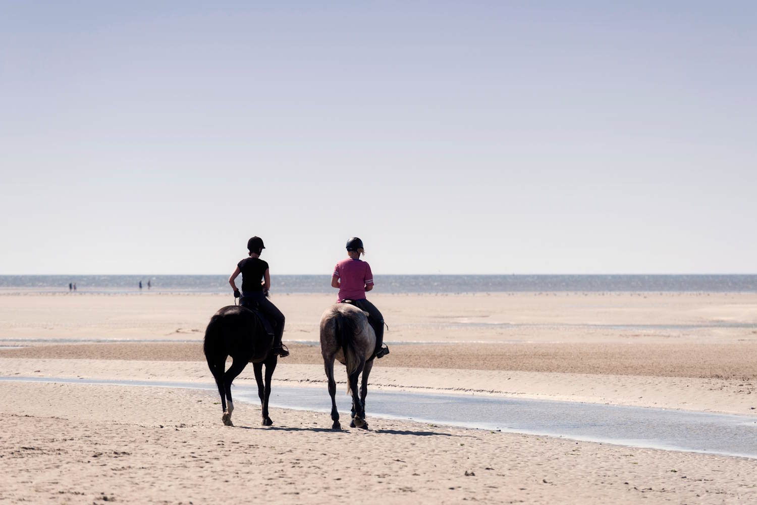 Reiten in Sankt Peter Boehl am STrand